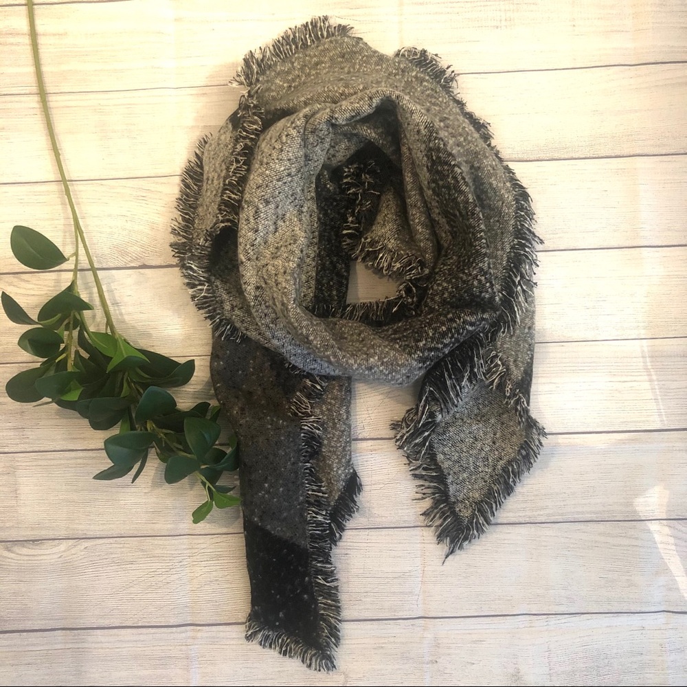 Zara scarf
